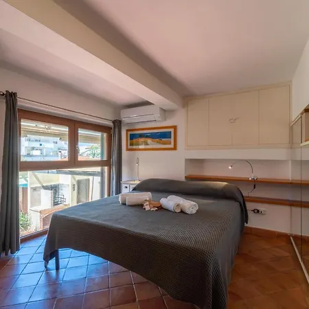 Apartment Claudia's 2 *